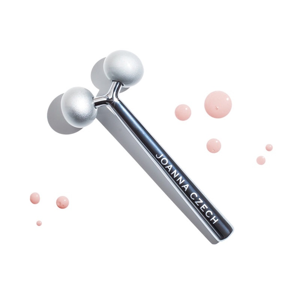 JOANNA CZECH
Joanna Czech Facial Massager